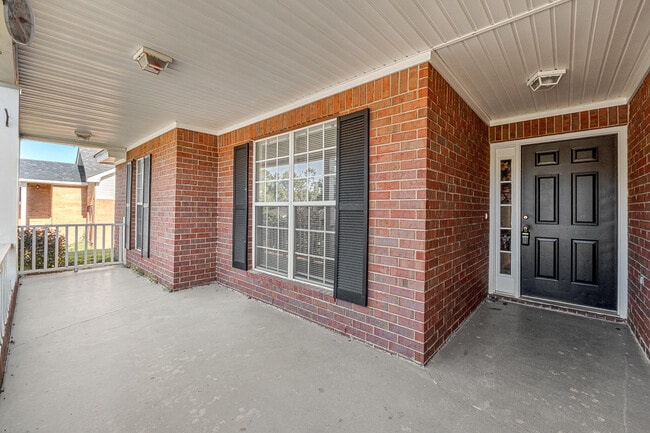 Building Photo - 342 Washington St