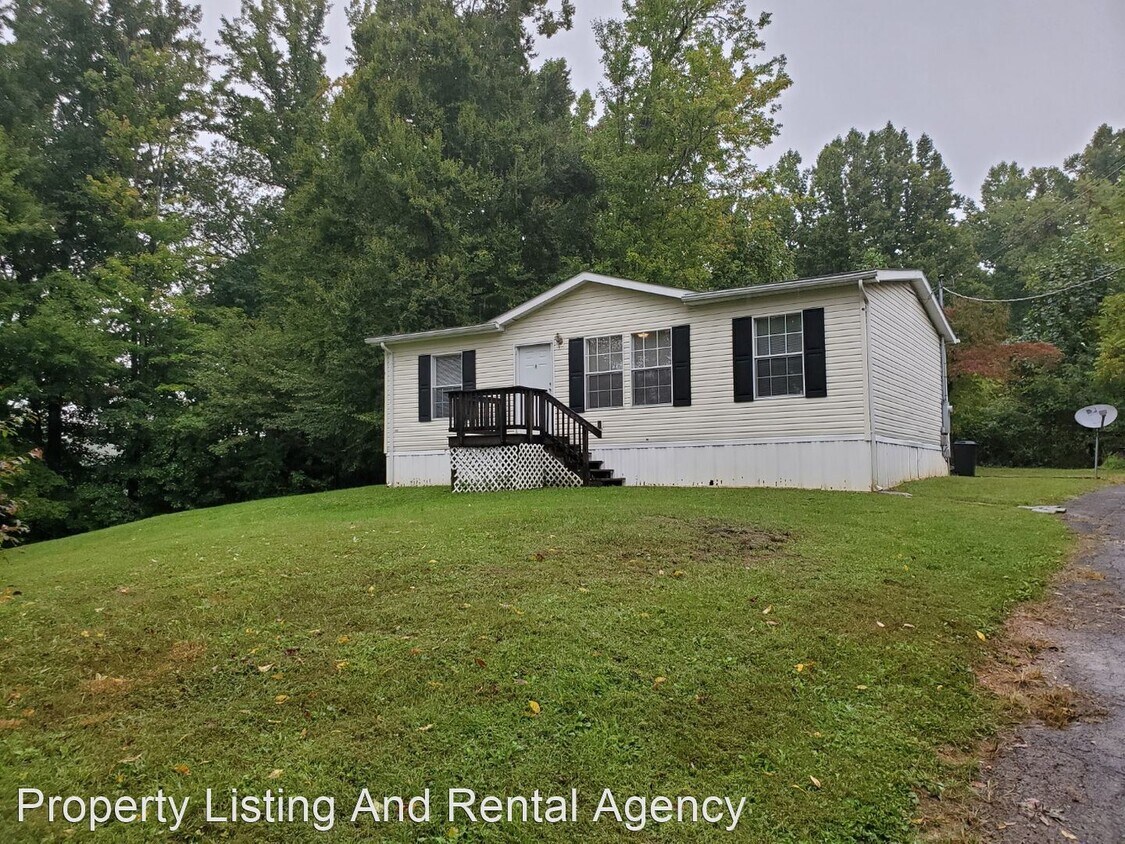 Primary Photo - 3 br, 2 bath House - 121 Amherst Circle
