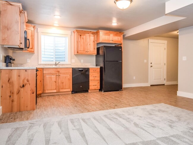 Building Photo - 362 North 600 West