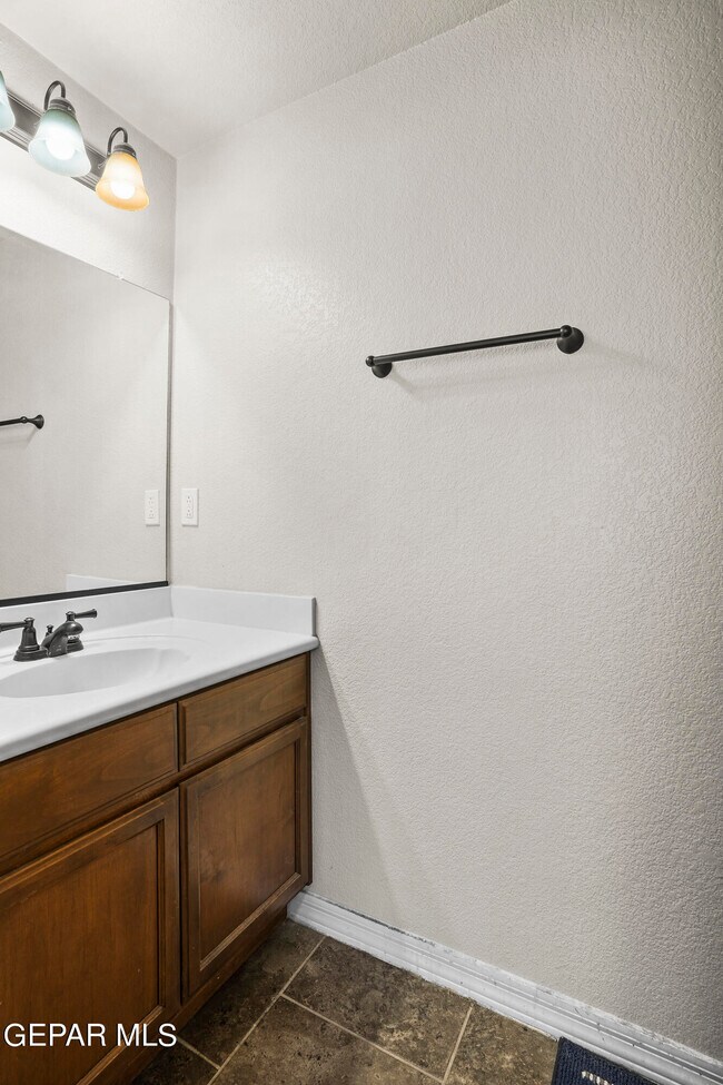 Building Photo - 14609 Spanish Point Dr