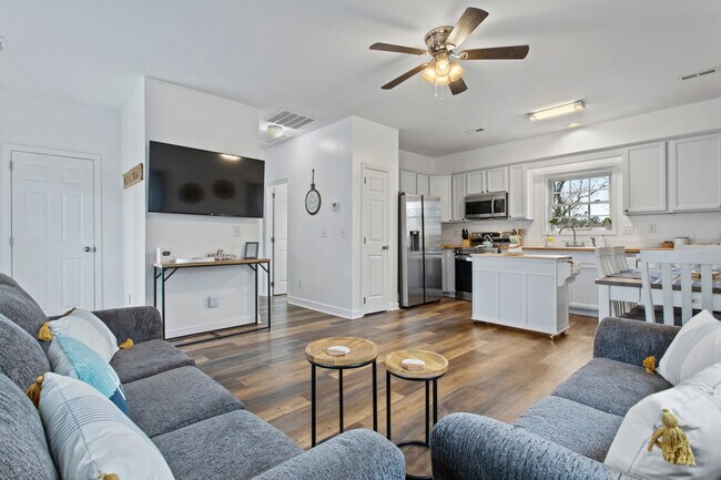 Foto del edificio - 343 Henderson Ave