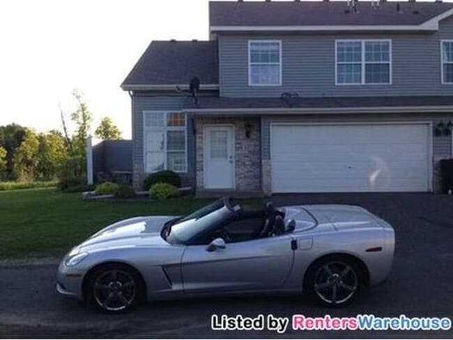 Building Photo - 637 Meadow Ln