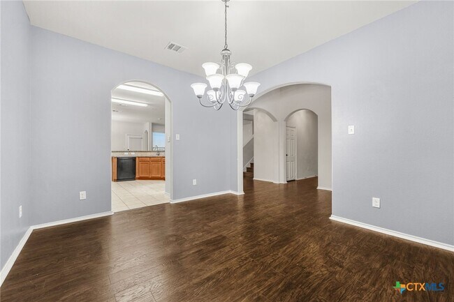 Foto del edificio - 5101 Birmingham Cir