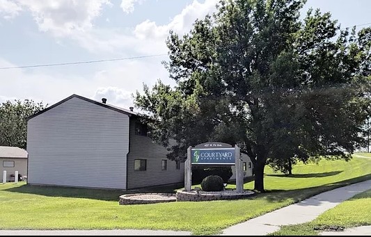 Primary Photo - Courtyard Apartments