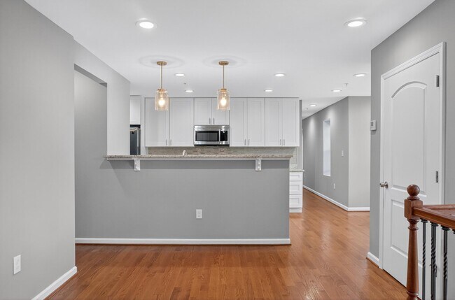 Building Photo - 2917 13th St NW