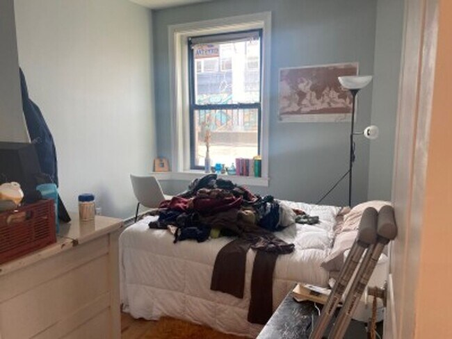 Building Photo - HOT ALLSTON LISTING!!!!