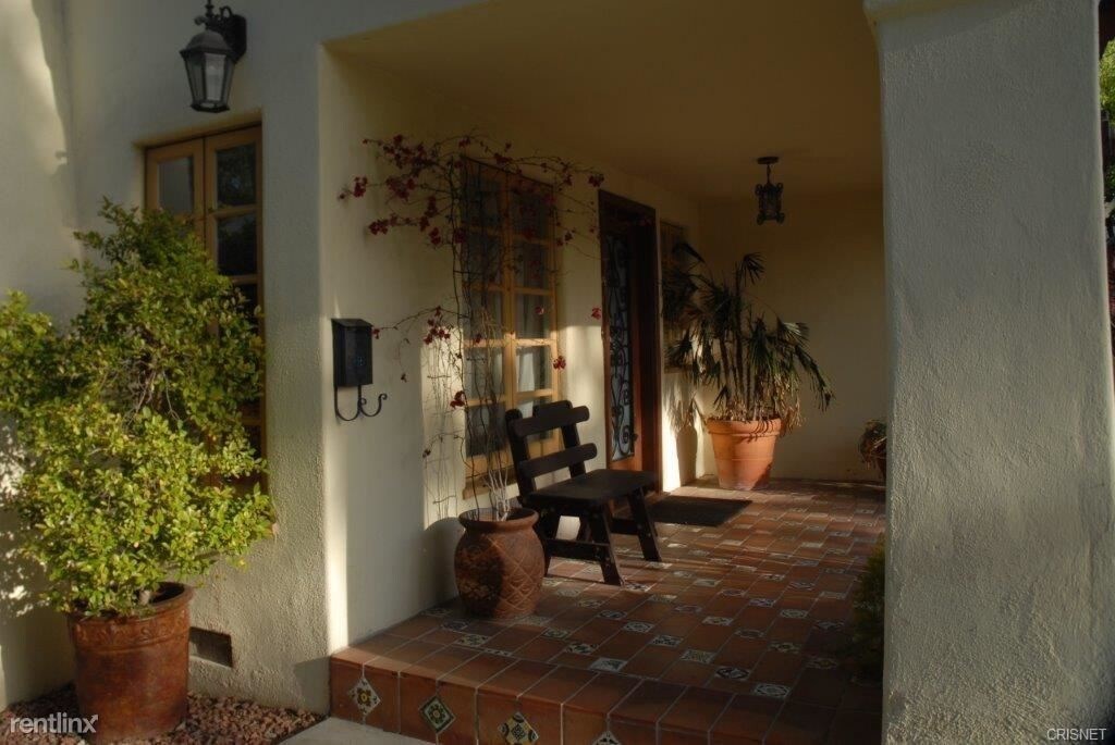 Foto principal - 3 br, 2 bath House - 402 Virginia Ave