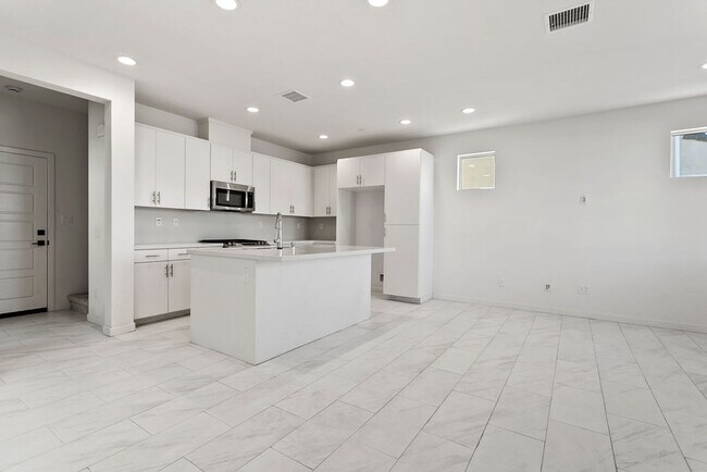 Building Photo - Brand New Modern Home in Rancho Mission Vi...