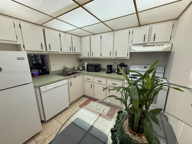 Building Photo - 8101 Camino Real