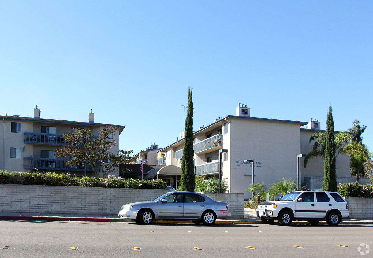 Building Photo - St. James Plaza Apartments