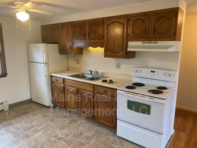 Foto del edificio - 381-385 Pine St