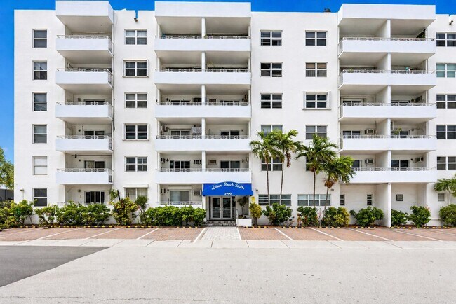 Foto del edificio - 2900 Banyan St