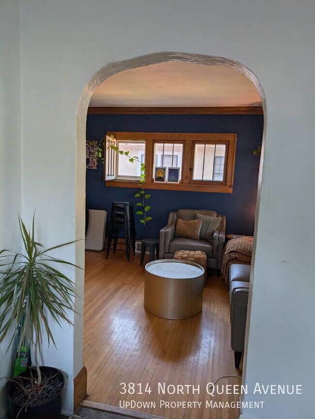 Foto del edificio - 3814 N Queen Ave
