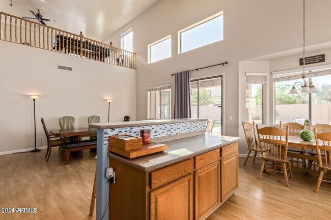 Foto del edificio - 8774 W Hayward Ave