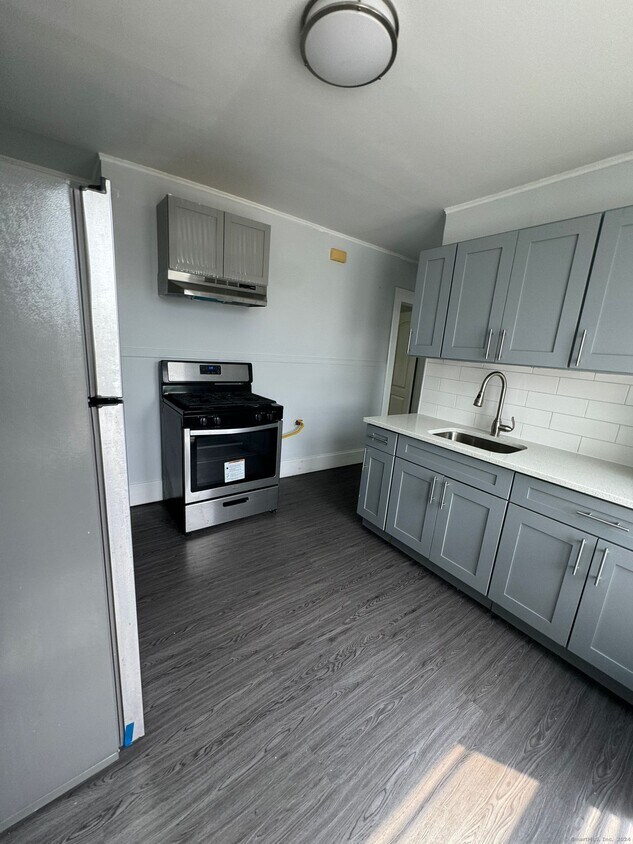 Foto del edificio - 221 Spring St