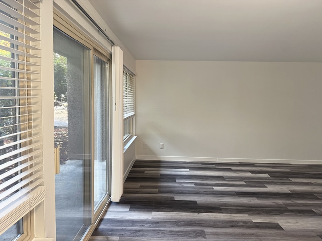 Interior Photo - Arise Highline