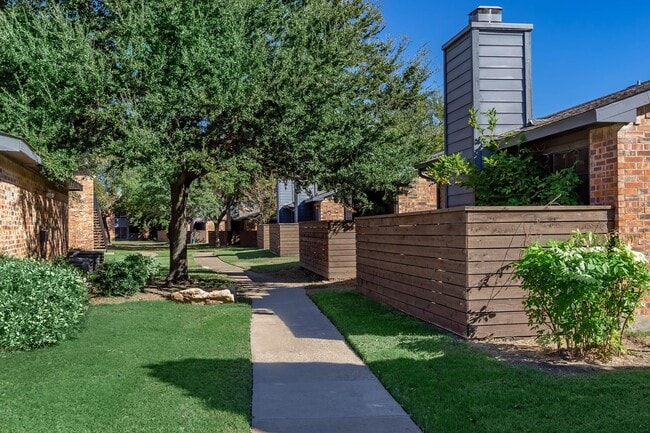 Building Photo - Oakline Apartments
