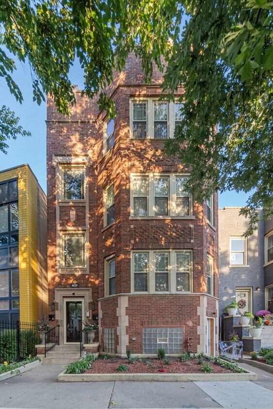 6629 S Ingleside Ave, Chicago, IL 60637 House Rental in Chicago, IL