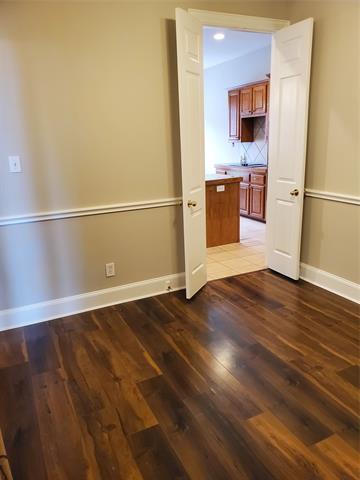 Foto del edificio - 532 Silver Maple Dr