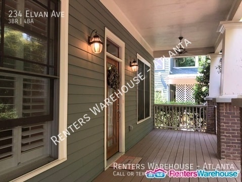 Building Photo - Stunning 3 Bedroom Craftsman home in Kirkw...