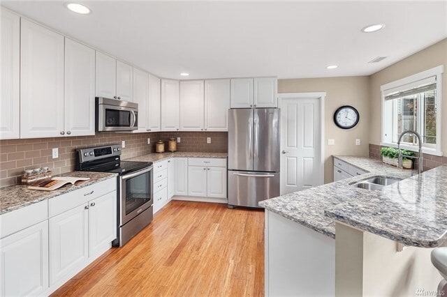 Building Photo - Stunning Renton Home