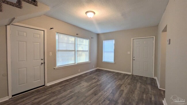 Building Photo - 3500 W Cervantes St