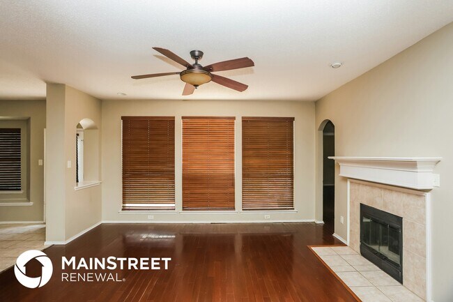 Foto del edificio - 505 Spicewood Dr