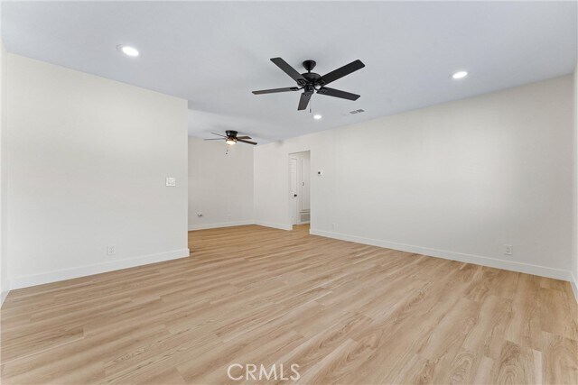 Building Photo - 1382 Vía Santiago