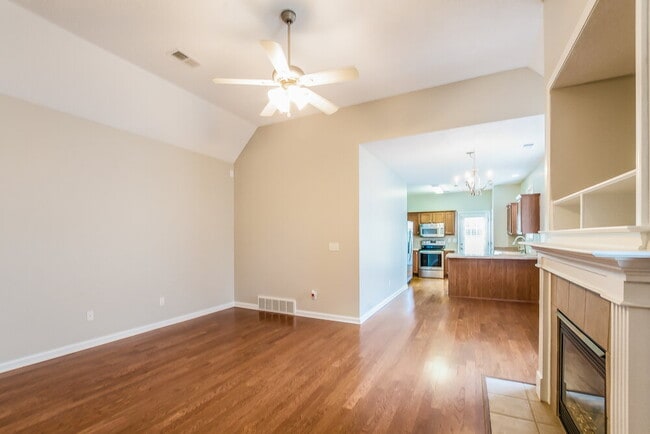 Building Photo - 12321 Longleaf Oak Trail