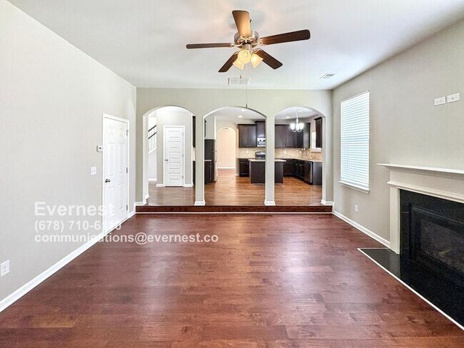 Building Photo - 3177 Alhambra Cir