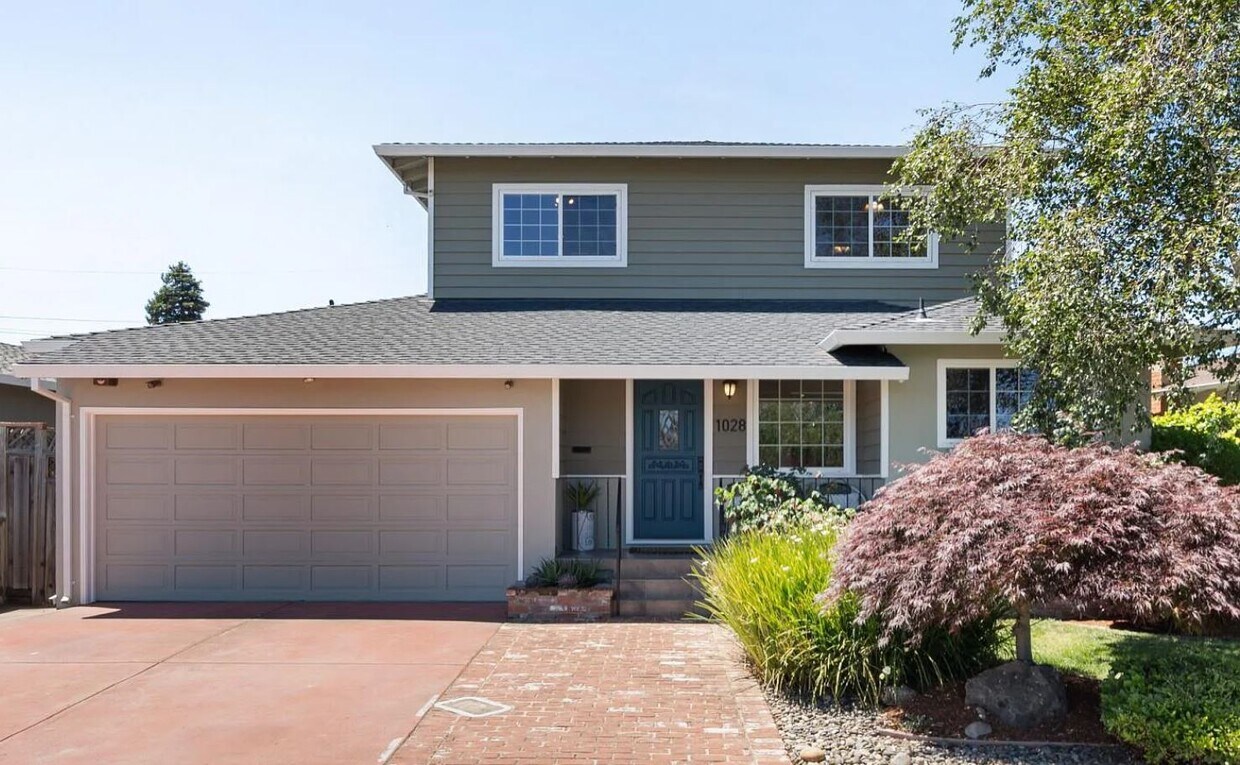 Foto principal - 1028 Bermuda Dr