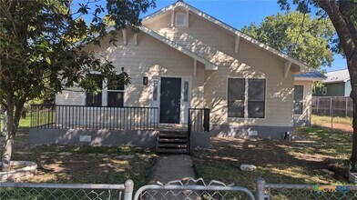 Building Photo - 115 Hickman St