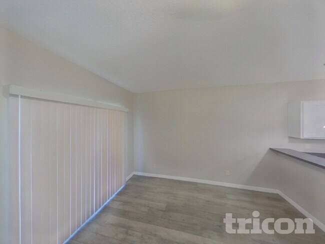 Foto del edificio - 4125 11th St E