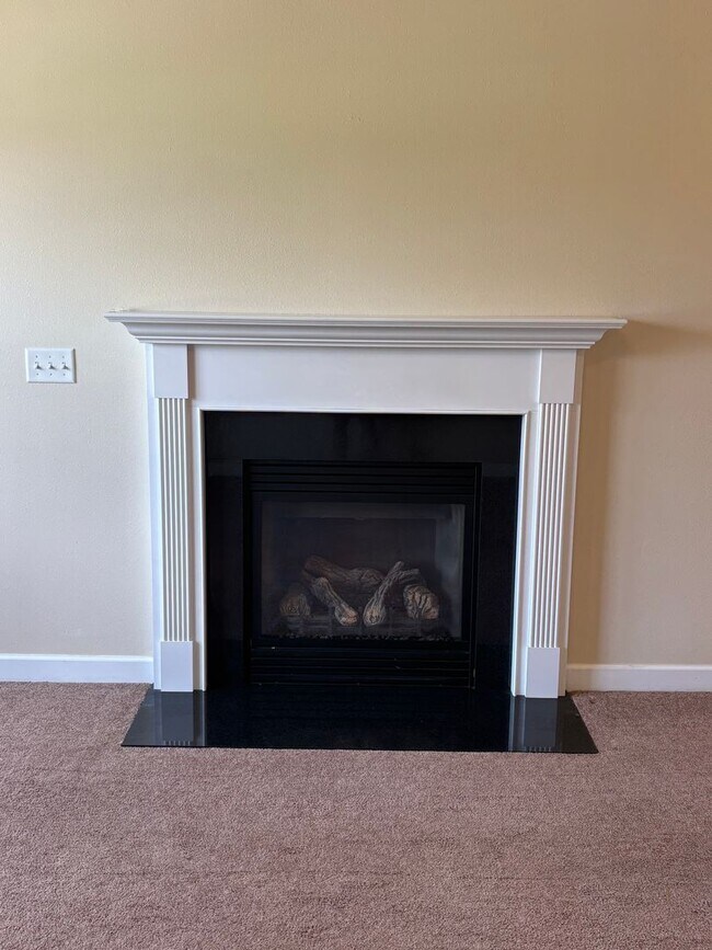 Foto del edificio - 2 Bed 1.5 Bath Duplex in Lebanon