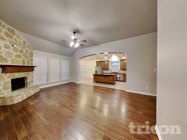 Foto del edificio - 219 Hartley Ln