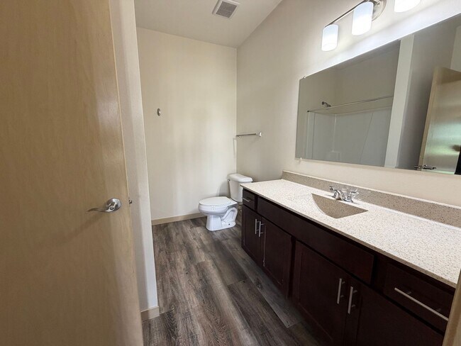 Building Photo - 3036 Triumph Dr