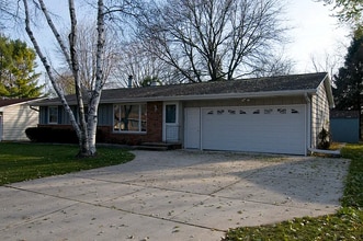 2513 Laredo Ln