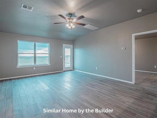 Building Photo - 1628 Highland Loop