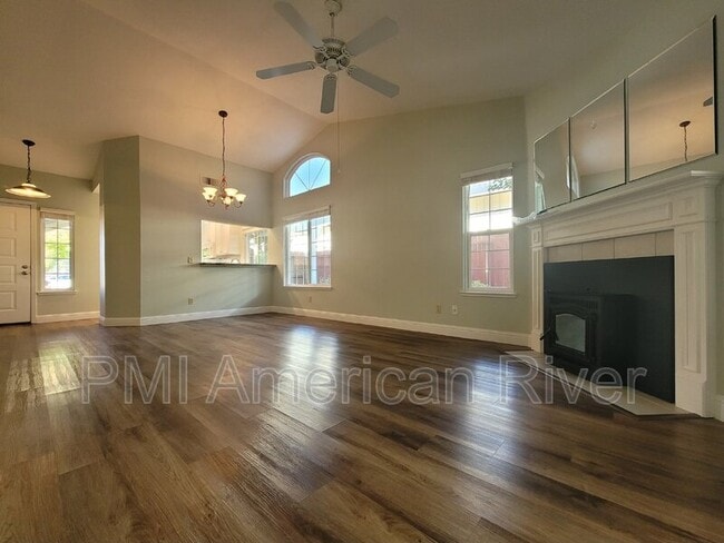 Building Photo - 5628 Bolton Way