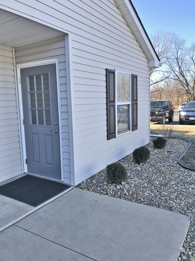 Building Photo - SUNDANCE MARSHALLTOWN APARTMENTS