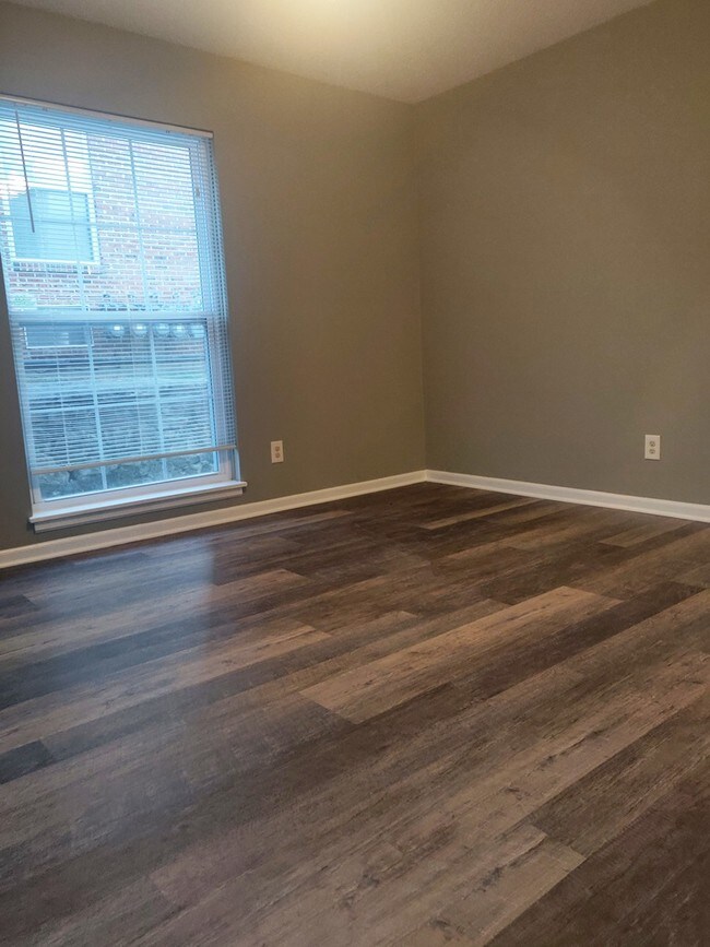 Foto del edificio - 8721 Countryshire Ln