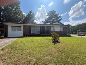 Building Photo - 1633 Slate Rd