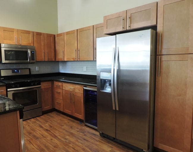 Kitchen - Mabbett & Breeds Block Apartments