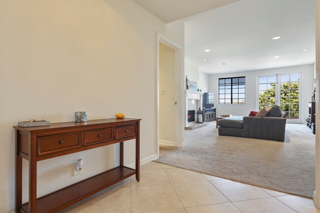 Formal Entry... - 1457 Reeves St