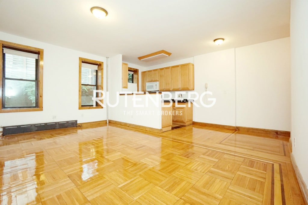 Primary Photo - 530 2nd St
