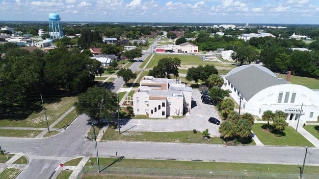 Building Photo - 241 East Seminole Ave
