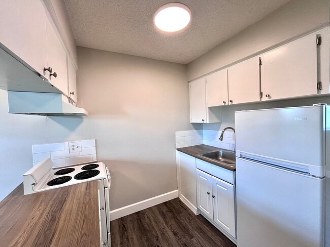 Interior Photo - Inertia