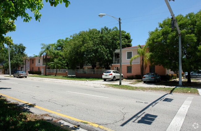  - Ambienta Brickell
