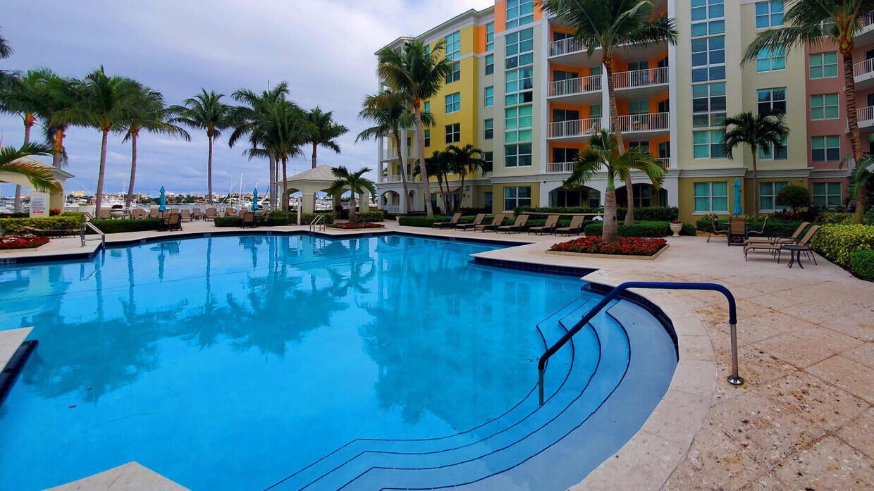 804 E Windward Way Unit 207, Lantana, FL 33462 Condo for Rent in