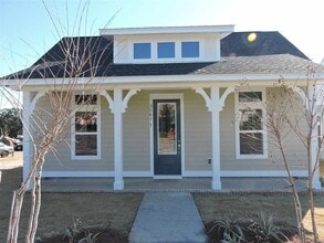 Building Photo - 3561 Esplanade Way